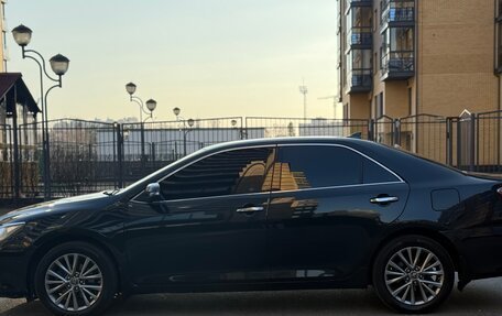 Toyota Camry, 2015 год, 1 850 000 рублей, 6 фотография