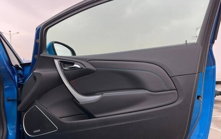 Opel Astra OPC J, 2013 год, 1 430 000 рублей, 19 фотография