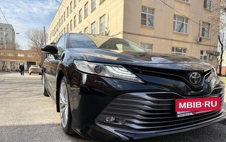 Toyota Camry, 2018 год, 2 710 000 рублей, 2 фотография