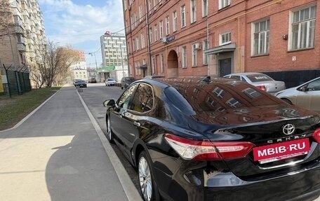 Toyota Camry, 2018 год, 2 710 000 рублей, 7 фотография
