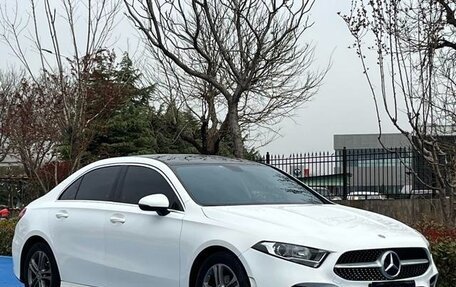 Mercedes-Benz A-Класс, 2022 год, 1 741 000 рублей, 3 фотография