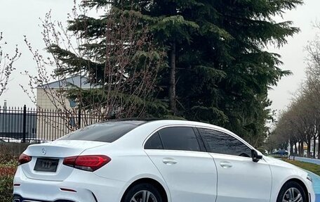 Mercedes-Benz A-Класс, 2022 год, 1 741 000 рублей, 4 фотография