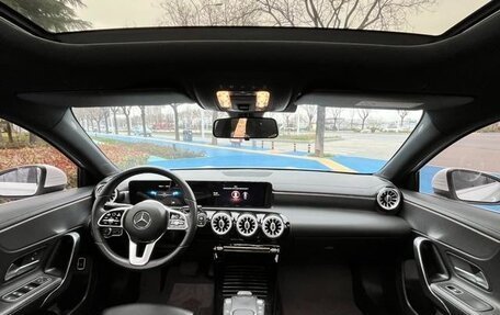 Mercedes-Benz A-Класс, 2022 год, 1 741 000 рублей, 9 фотография