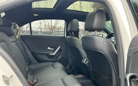 Mercedes-Benz A-Класс, 2022 год, 1 741 000 рублей, 11 фотография