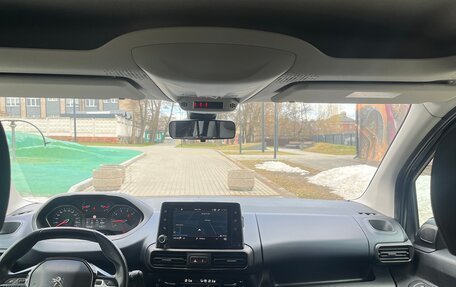 Peugeot Rifter I, 2019 год, 1 690 000 рублей, 11 фотография