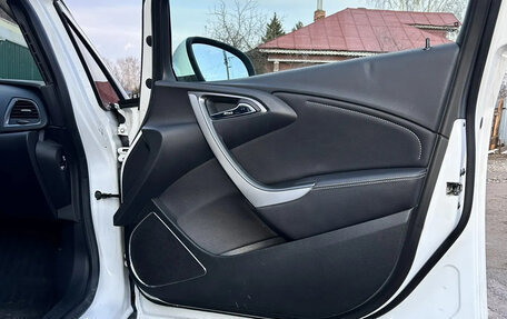 Opel Astra J, 2011 год, 730 000 рублей, 7 фотография