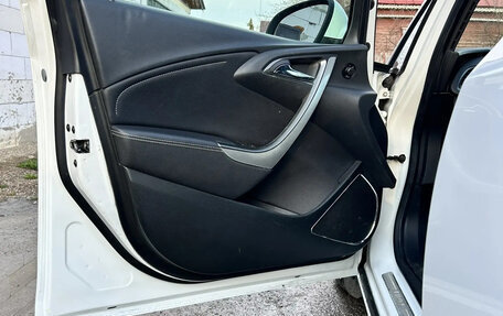 Opel Astra J, 2011 год, 730 000 рублей, 5 фотография