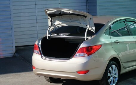 Hyundai Solaris II рестайлинг, 2011 год, 829 000 рублей, 8 фотография