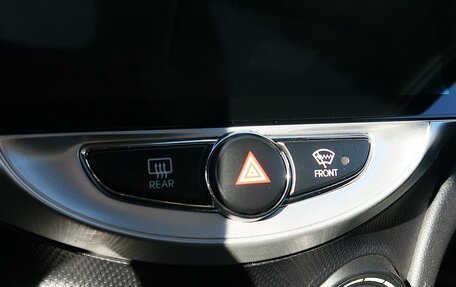 Hyundai Solaris II рестайлинг, 2011 год, 829 000 рублей, 20 фотография