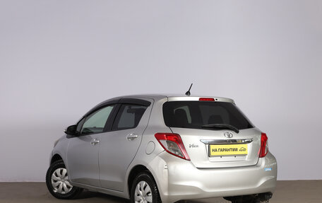 Toyota Vitz, 2012 год, 859 000 рублей, 5 фотография