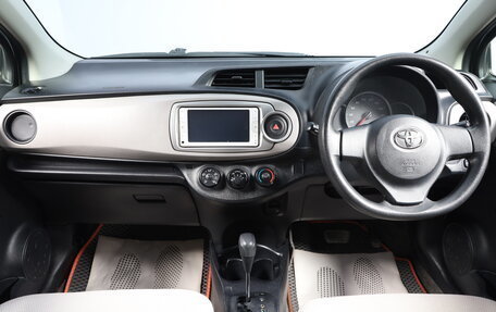 Toyota Vitz, 2012 год, 859 000 рублей, 11 фотография