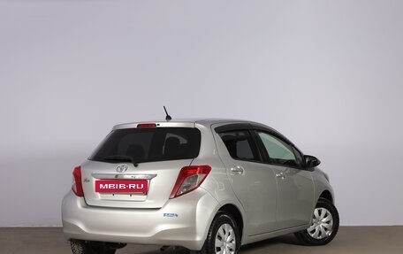 Toyota Vitz, 2012 год, 859 000 рублей, 7 фотография
