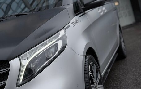 Mercedes-Benz V-Класс, 2022 год, 6 900 000 рублей, 5 фотография