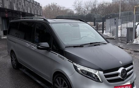 Mercedes-Benz V-Класс, 2022 год, 6 900 000 рублей, 3 фотография