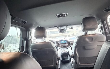 Mercedes-Benz V-Класс, 2022 год, 6 900 000 рублей, 19 фотография