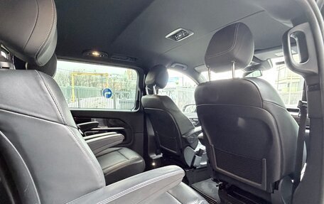 Mercedes-Benz V-Класс, 2022 год, 6 900 000 рублей, 18 фотография