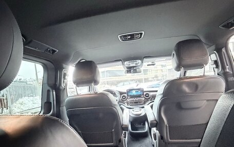 Mercedes-Benz V-Класс, 2022 год, 6 900 000 рублей, 23 фотография