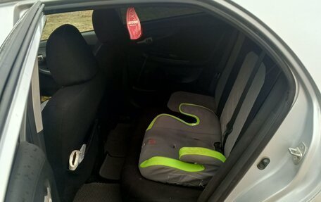 Toyota Corolla, 2007 год, 900 000 рублей, 10 фотография