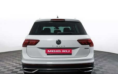 Volkswagen Tiguan II, 2021 год, 3 300 000 рублей, 6 фотография