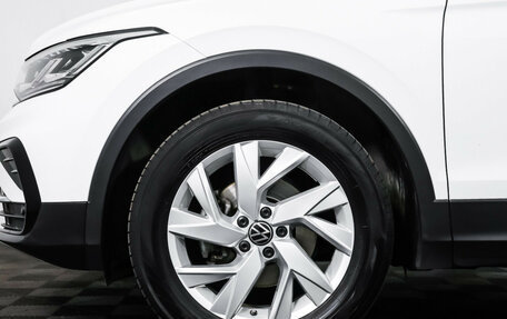 Volkswagen Tiguan II, 2021 год, 3 300 000 рублей, 24 фотография