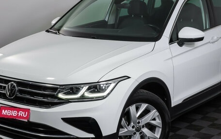 Volkswagen Tiguan II, 2021 год, 3 300 000 рублей, 22 фотография