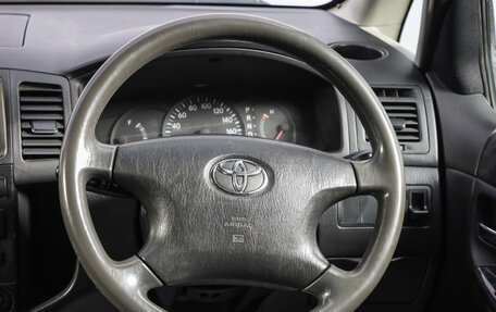 Toyota Corolla Spacio II, 2003 год, 599 000 рублей, 11 фотография