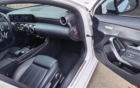 Mercedes-Benz A-Класс, 2022 год, 1 983 000 рублей, 9 фотография