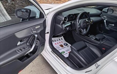 Mercedes-Benz A-Класс, 2022 год, 1 983 000 рублей, 7 фотография