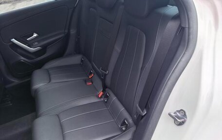 Mercedes-Benz A-Класс, 2022 год, 1 983 000 рублей, 11 фотография