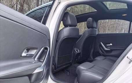 Mercedes-Benz A-Класс, 2022 год, 1 983 000 рублей, 10 фотография