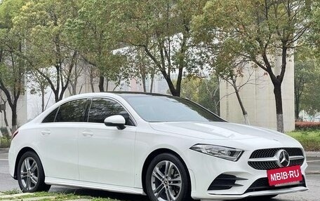 Mercedes-Benz A-Класс, 2022 год, 1 846 000 рублей, 3 фотография