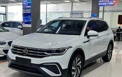 Volkswagen Tiguan II, 2022 год, 2 562 000 рублей, 1 фотография