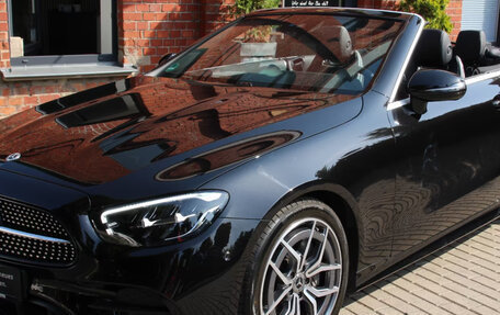 Mercedes-Benz E-Класс, 2023 год, 6 854 000 рублей, 1 фотография