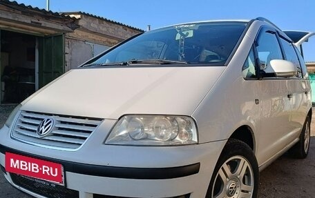 Volkswagen Sharan I рестайлинг, 2008 год, 800 000 рублей, 1 фотография