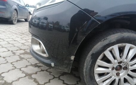 Renault Logan II, 2016 год, 350 000 рублей, 10 фотография