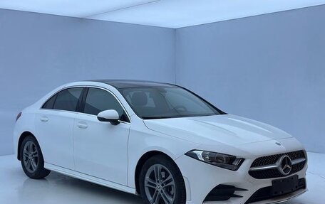 Mercedes-Benz A-Класс, 2021 год, 2 090 000 рублей, 3 фотография