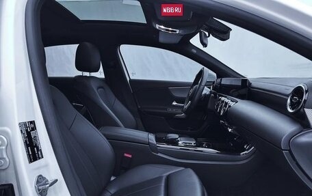 Mercedes-Benz A-Класс, 2021 год, 2 090 000 рублей, 8 фотография