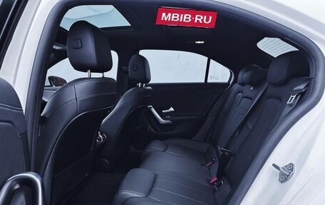 Mercedes-Benz A-Класс, 2021 год, 2 090 000 рублей, 10 фотография