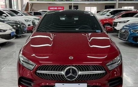 Mercedes-Benz A-Класс, 2022 год, 2 053 000 рублей, 2 фотография