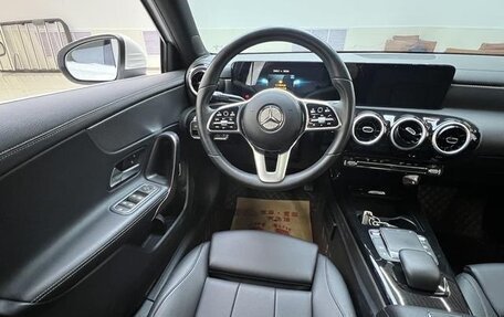 Mercedes-Benz A-Класс, 2022 год, 2 061 000 рублей, 9 фотография