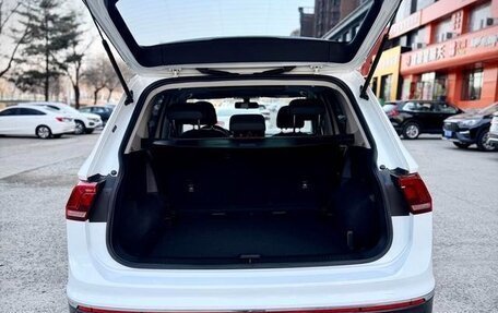 Volkswagen Tiguan II, 2022 год, 2 568 000 рублей, 21 фотография