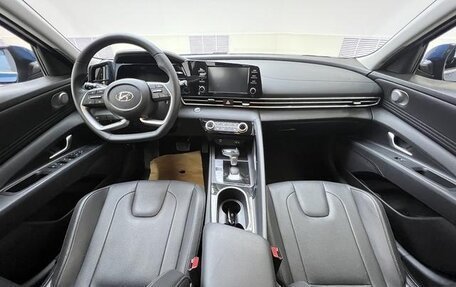 Hyundai Elantra, 2022 год, 1 493 000 рублей, 10 фотография