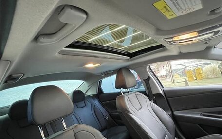Hyundai Elantra, 2022 год, 1 493 000 рублей, 19 фотография