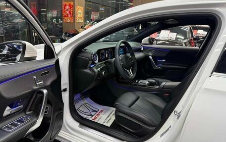 Mercedes-Benz A-Класс, 2022 год, 2 090 000 рублей, 7 фотография