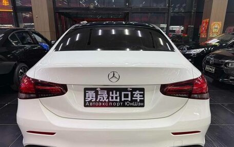 Mercedes-Benz A-Класс, 2022 год, 2 090 000 рублей, 5 фотография