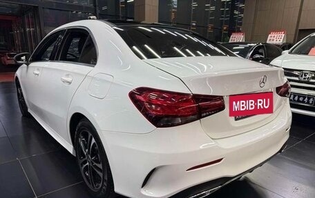 Mercedes-Benz A-Класс, 2022 год, 2 090 000 рублей, 6 фотография