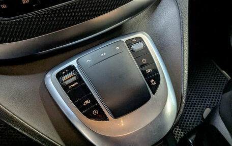 Mercedes-Benz V-Класс, 2021 год, 5 500 000 рублей, 21 фотография