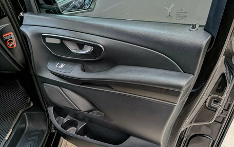 Mercedes-Benz V-Класс, 2021 год, 5 500 000 рублей, 24 фотография