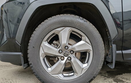 Toyota RAV4, 2021 год, 3 900 000 рублей, 17 фотография