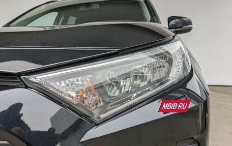 Toyota RAV4, 2021 год, 3 900 000 рублей, 21 фотография